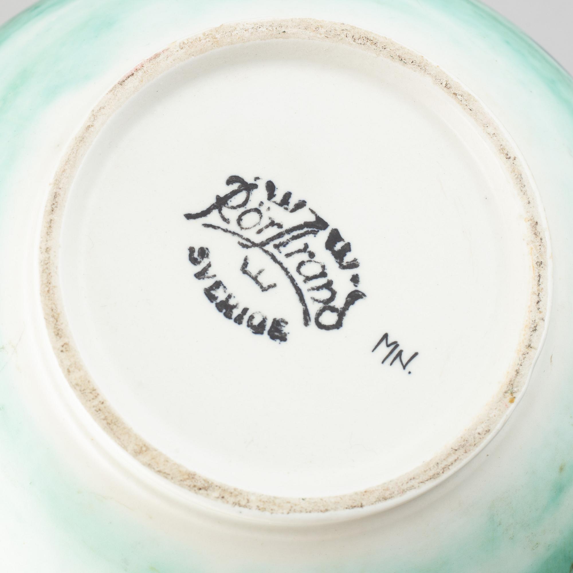 Gunnar Nylund & Heidi Heimann, a set of one ceramic vase, two dishes and a bowl for Rörstrand.