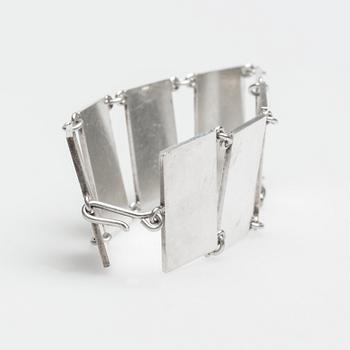ARMBAND, Wiwen Nilsson, Lund, 1970. Sterlingsilver.