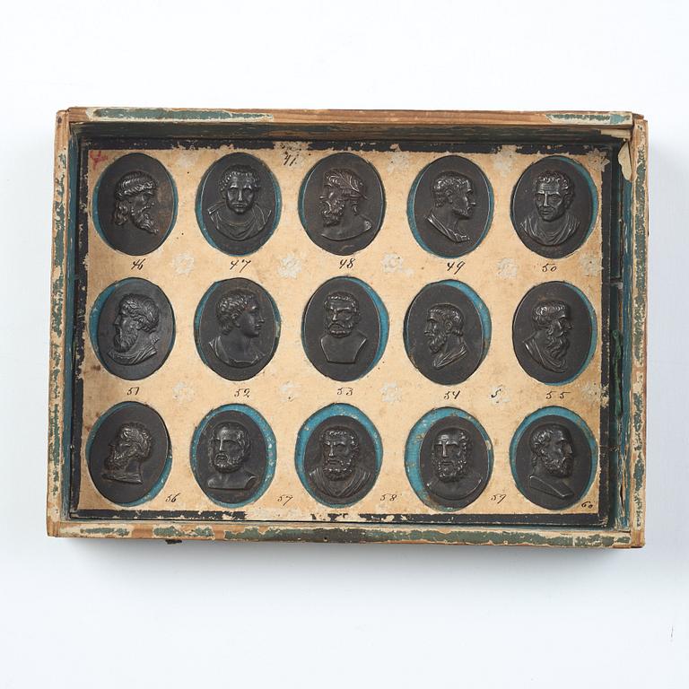 Collection of 60 portrait metal medallions, first half of the 19th century.