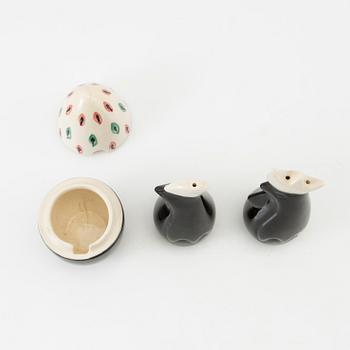 Anita Nylund, 8 pieces of Jie ceramics.