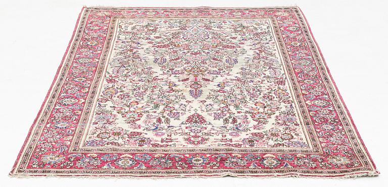 Carpet, a silk keshan, 193 x 132 cm.