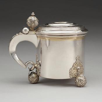 A Swedish 18th century parcel-gilt tankard, makers mark of Niclas Warneck, Karlstad 1741.