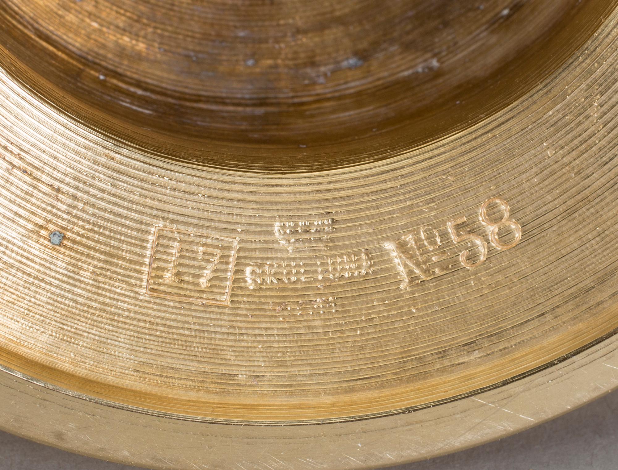 LJUSSTAKAR, ett par, mässing, No 58, Skultuna, omkring sekelskiftet 1900.