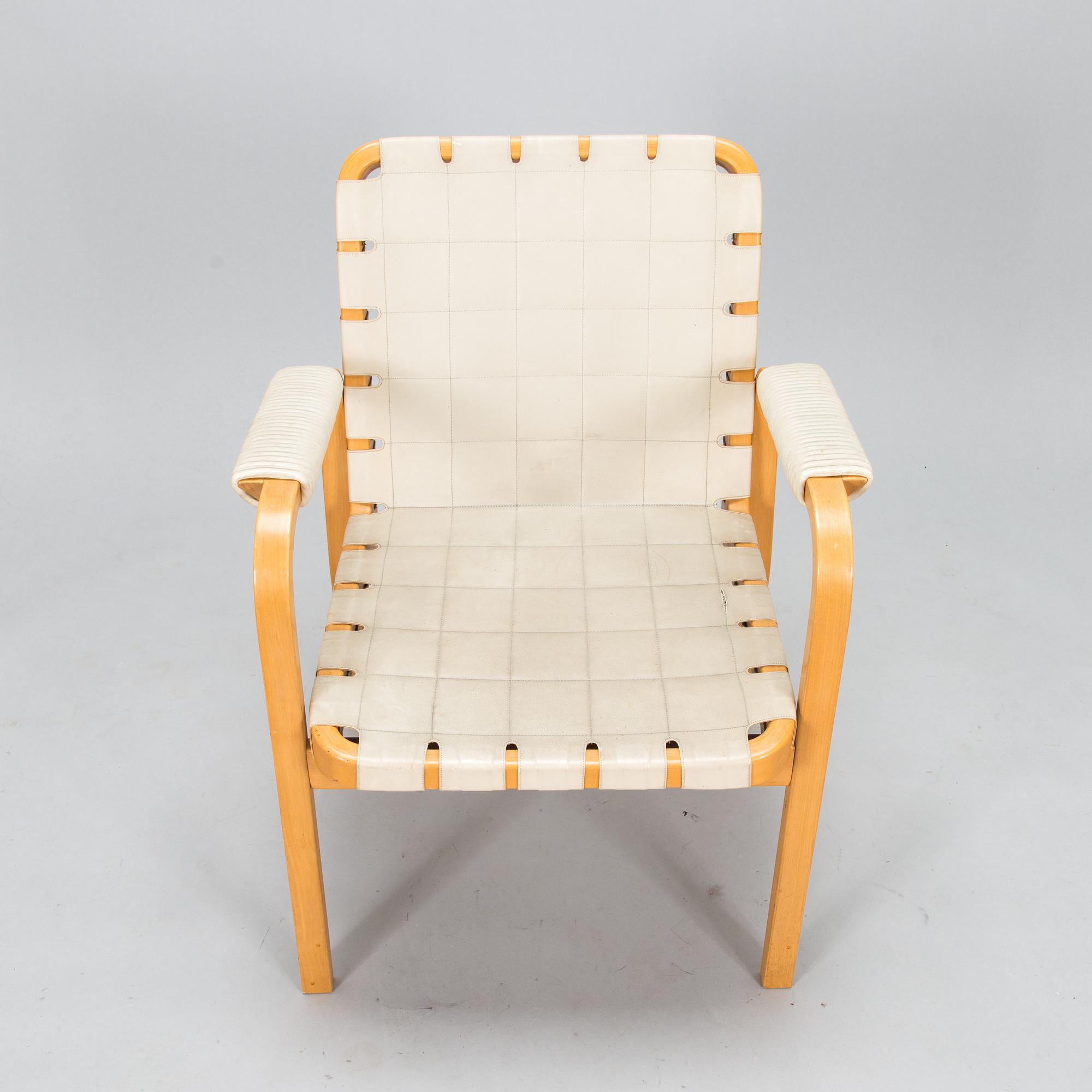 Alvar Aalto, karmstol, modell 45 för Artek 1960/70-tal.