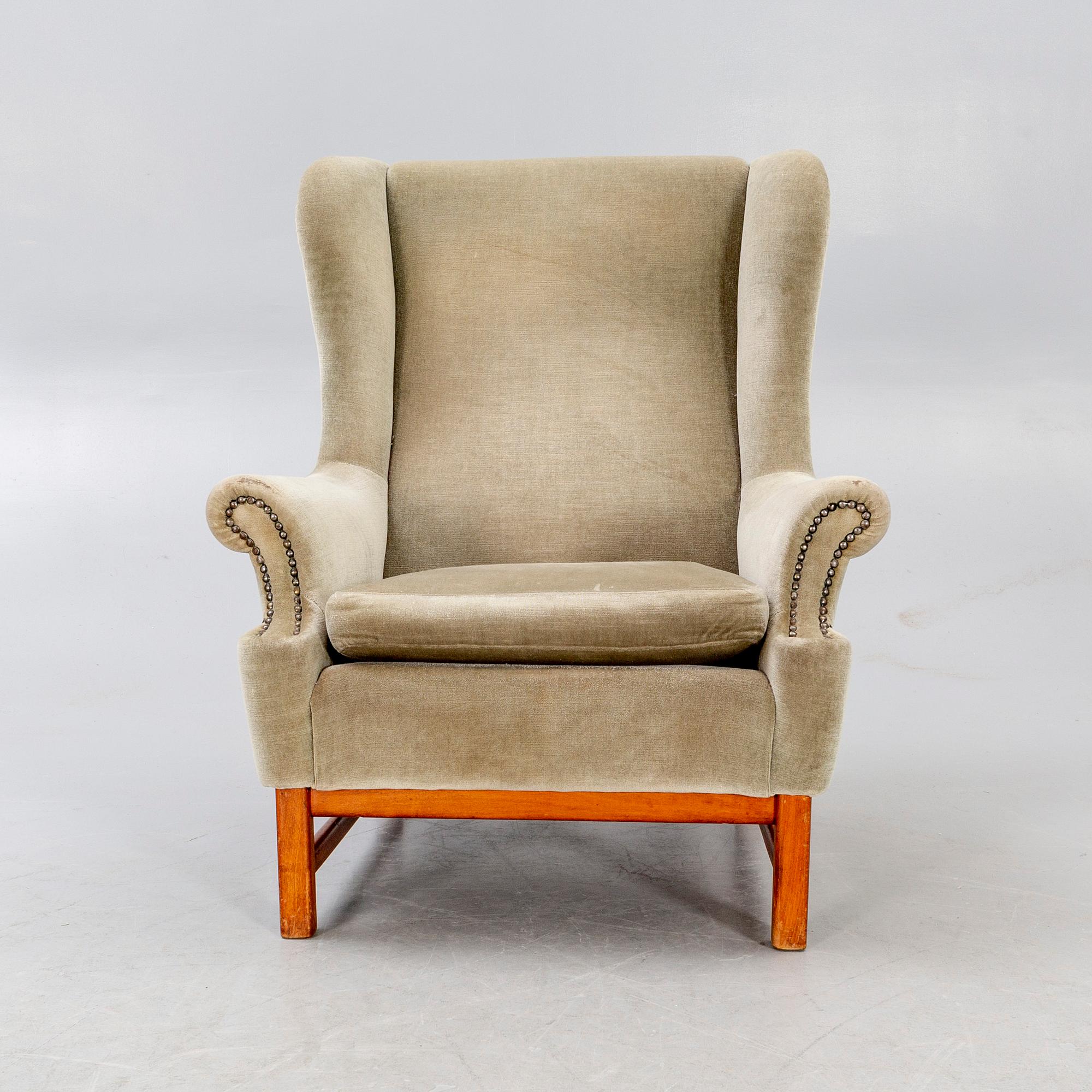 a-ragnar-hells-n-oxford-armchair-model-3543-firma-svenskt-tenn