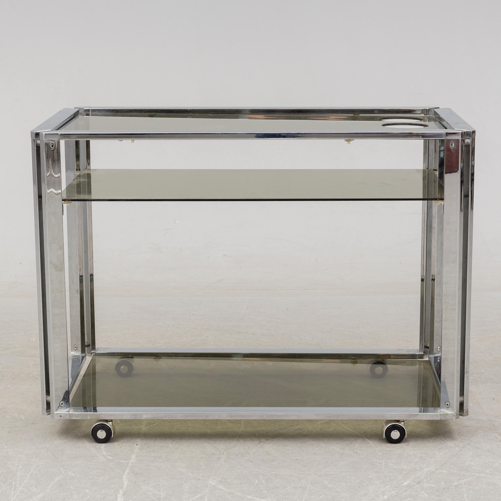 SERVERINGSVAGN, 1980-tal.