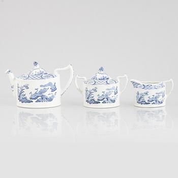 A 27-piece "Old Chelsea" tea set, Furnivals Ltd, England, first half of the 20th century.