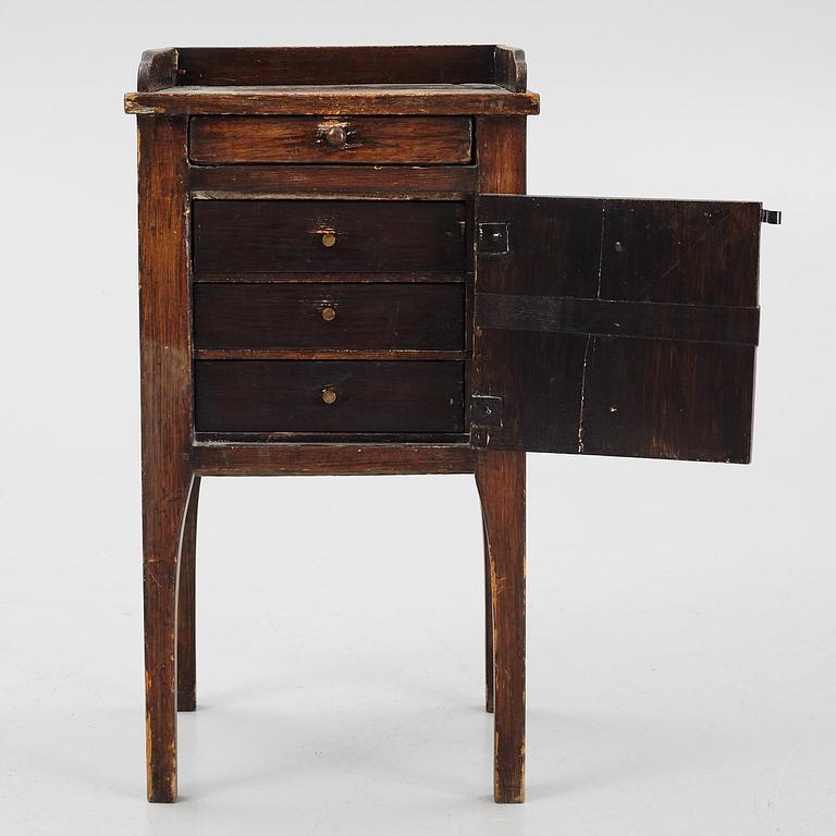 Nattduksbord, 1800-tal.