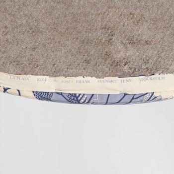 A chaise longue, circa 1900.