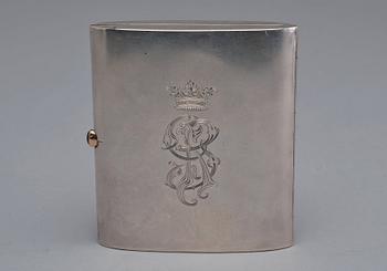 A CIGARRETTE CASE, 84 silver, gold. Johan Allenius St Petersburg 1896-1908. Vikt 181 g.
