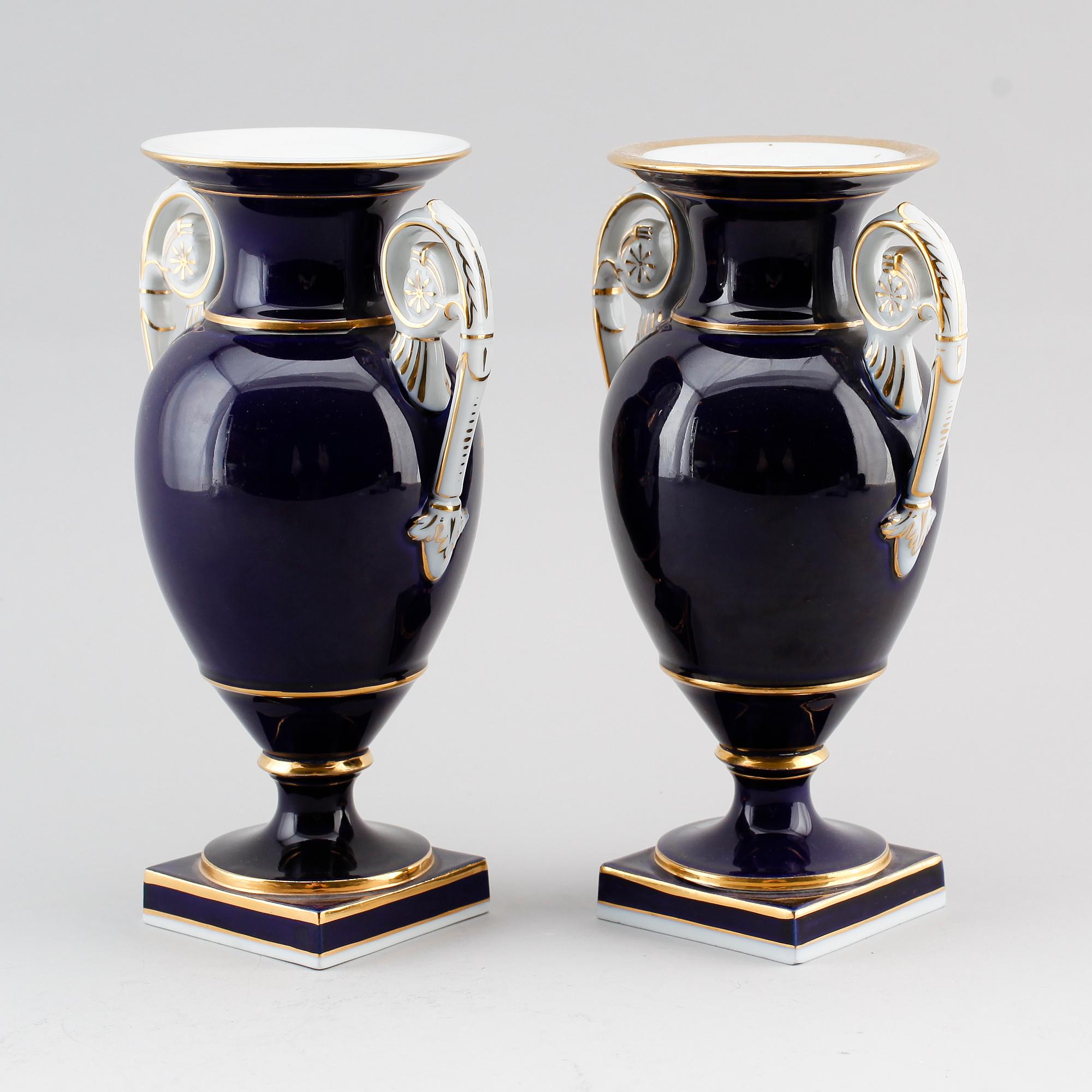 VASER, 2 st snarlika, Meissen, 1900-tal.