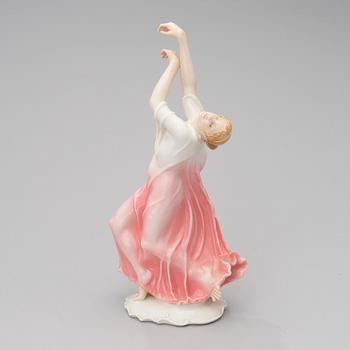 A porcelain figurine dancer, Porzellanfabrik Karl Ens, Volkstedt, Germany, first half of the 20th century.