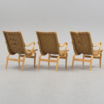 BRUNO MATHSSON, a pair of beech 'Eva' easy chairs from Firma Karl Mathsson, Värnamo, 1968.