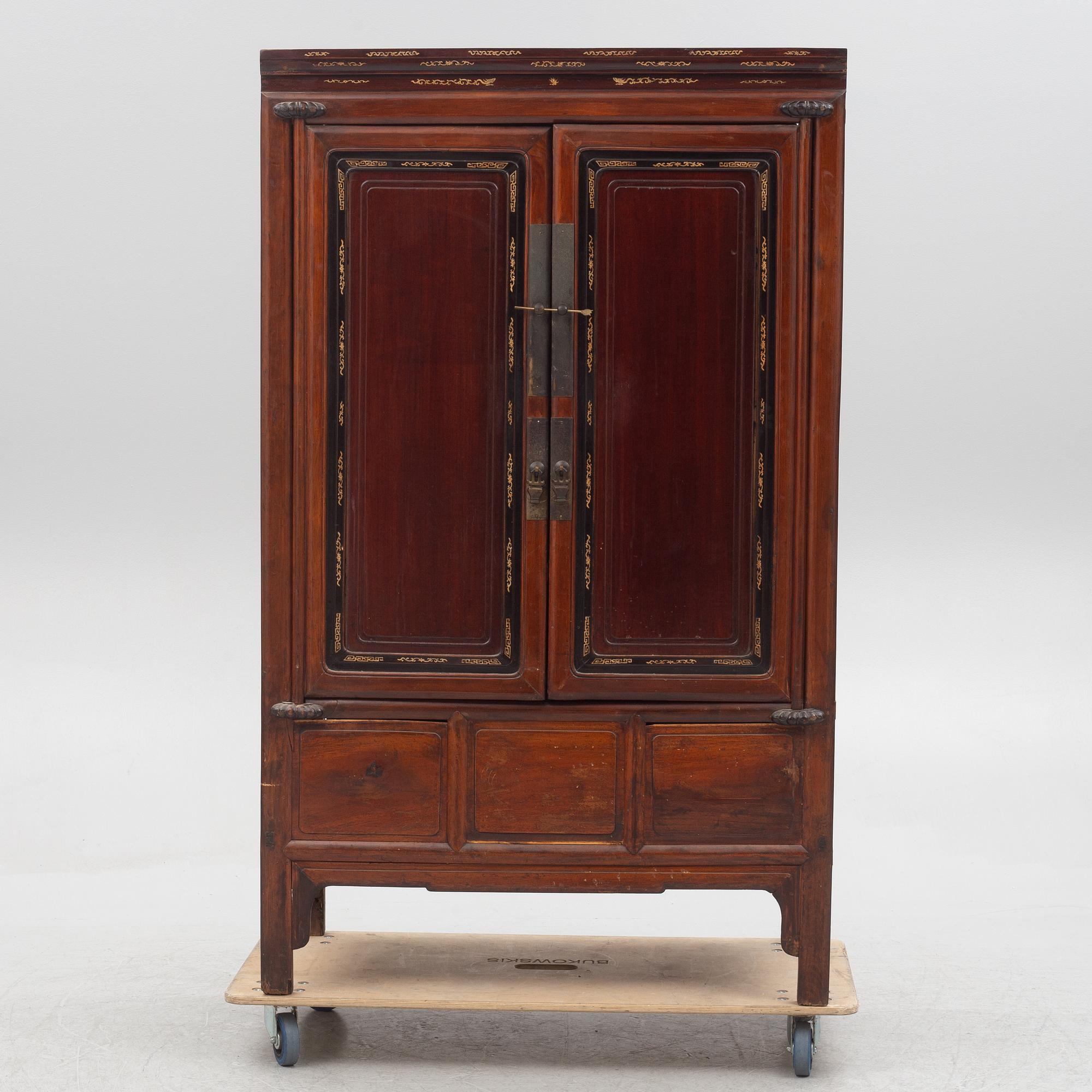 Skåp, Kina, 1900-tal.