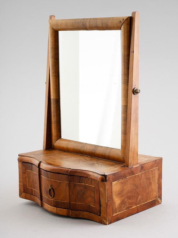 TOILETTESPEGEL, rokoko, 1700-tal.