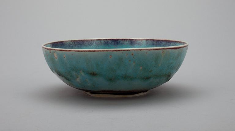 Toini Muona, A CERAMIC BOWL.