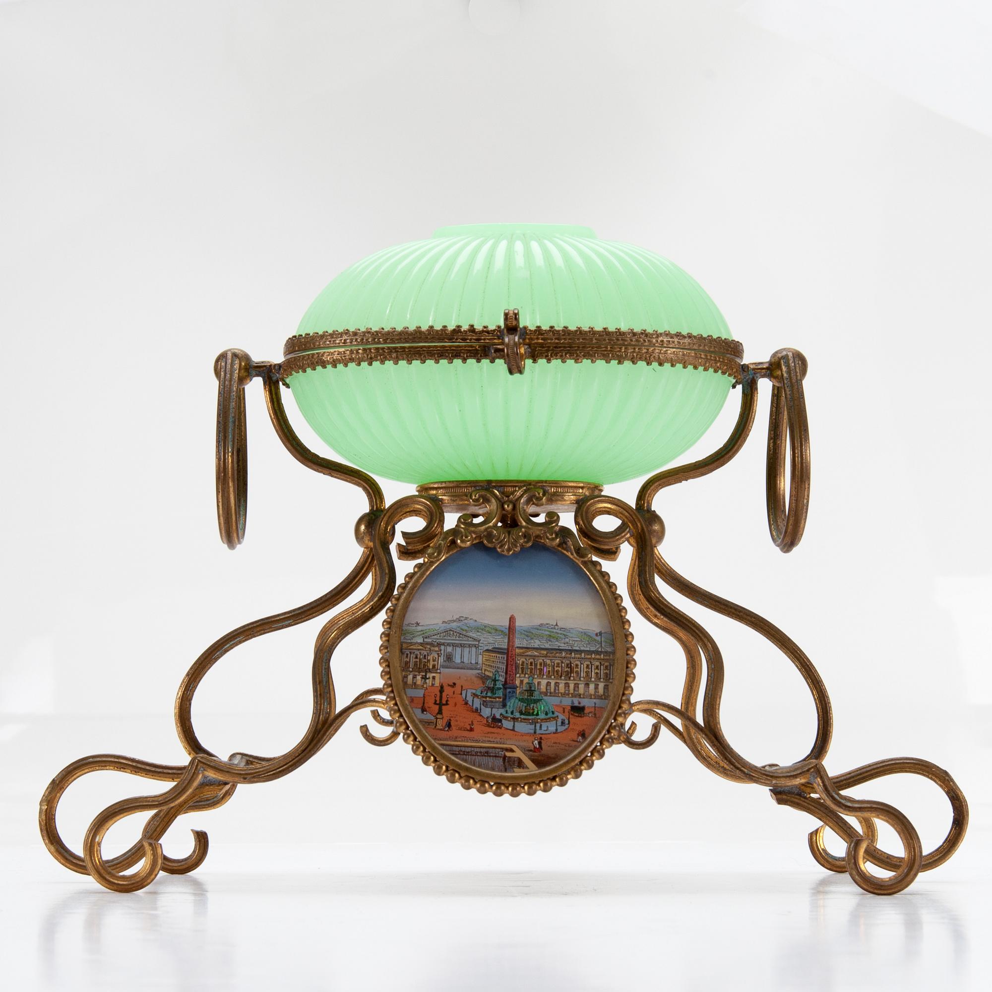 SOUVENIR / DOSA, glas och gulmetall, Paris ca 1880.