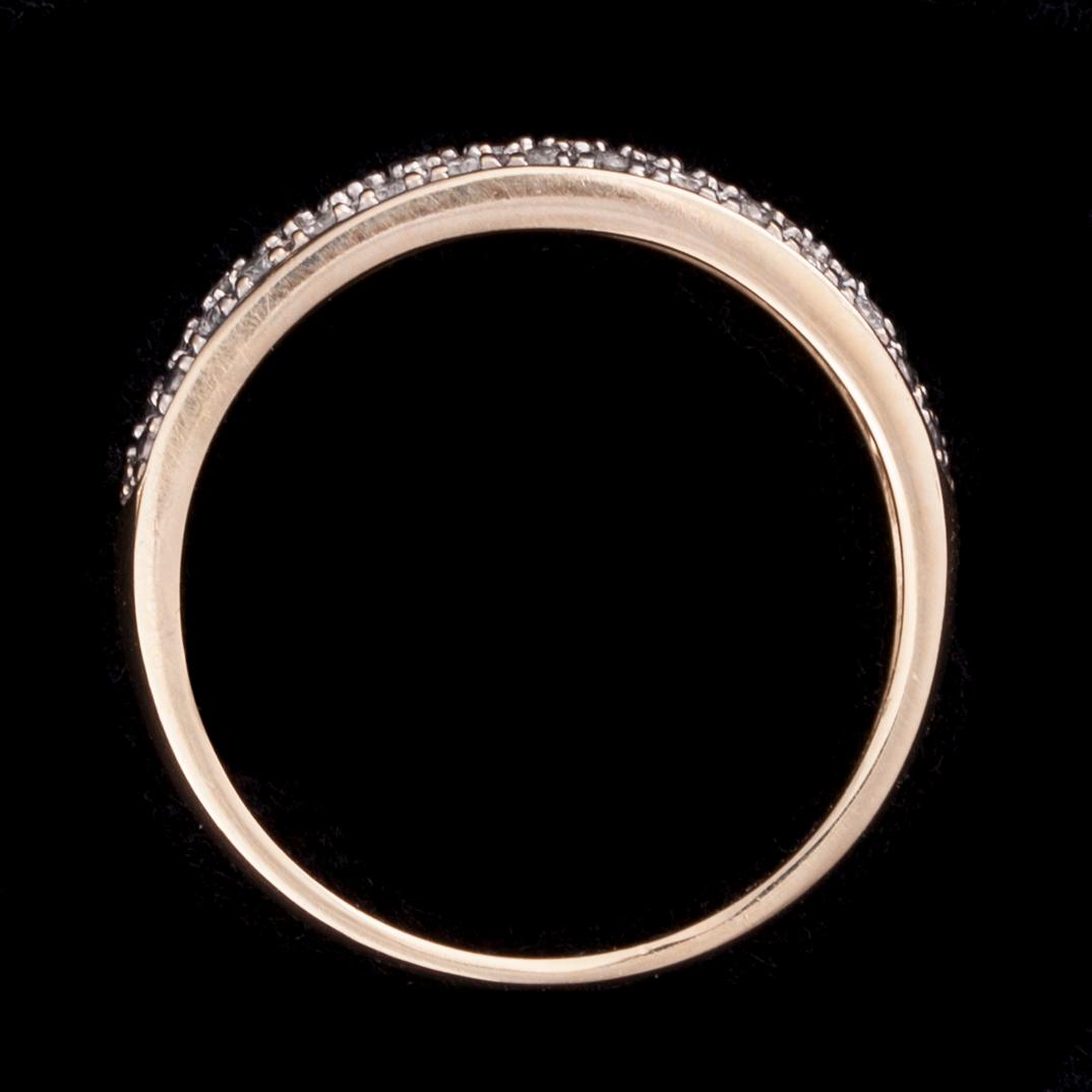 SORMUS, 14K valkokultaa, timantteja yht. 0,25 ct. Paino n. 3,5 g.