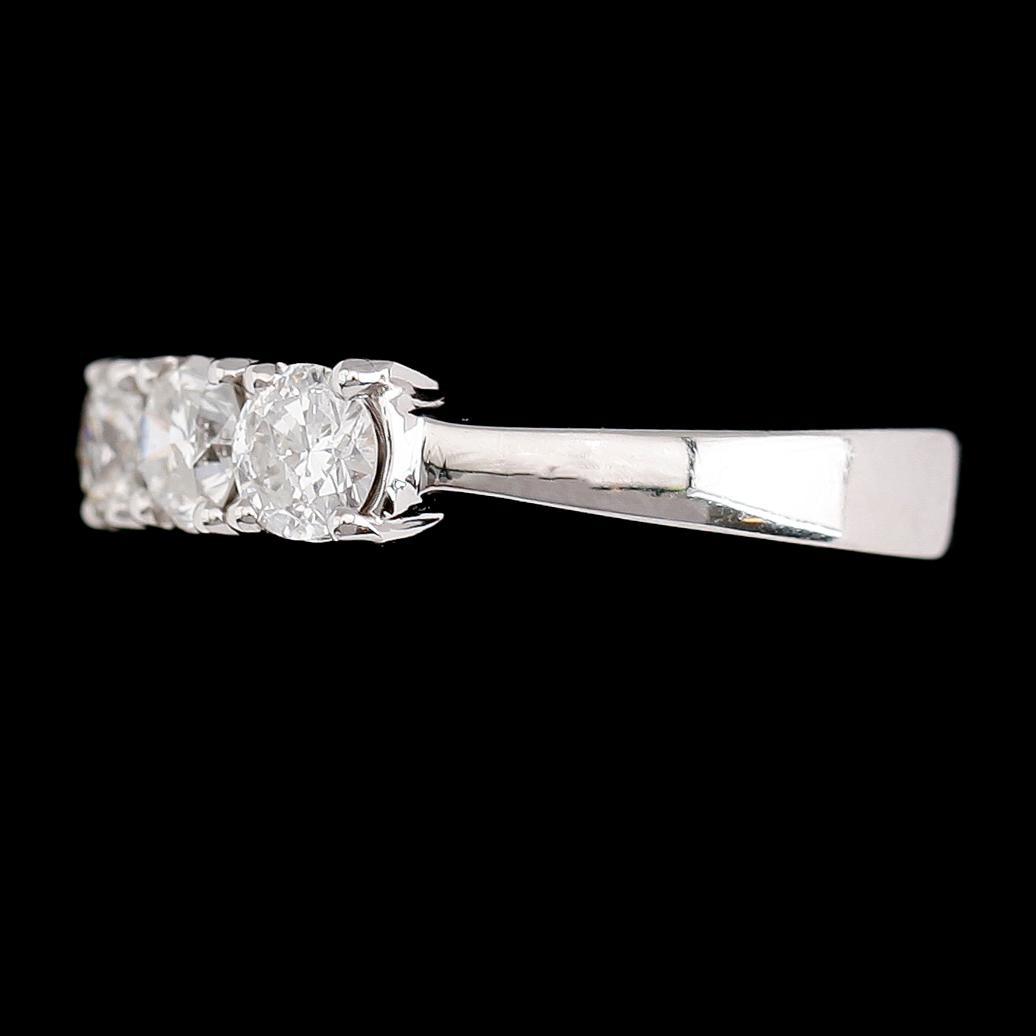 RING, 18 k vitguld, 5 briljantslipade diamanter tot ca 1.66 ct.