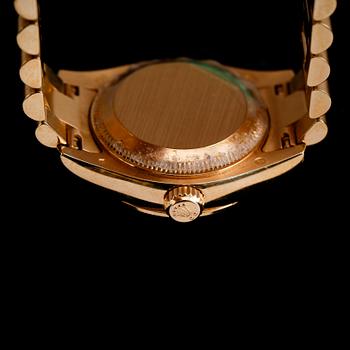 ARMBANDSUR, Rolex Datejust, 18K guld, automatisk. Total vikt inkl ur ca 107 g.