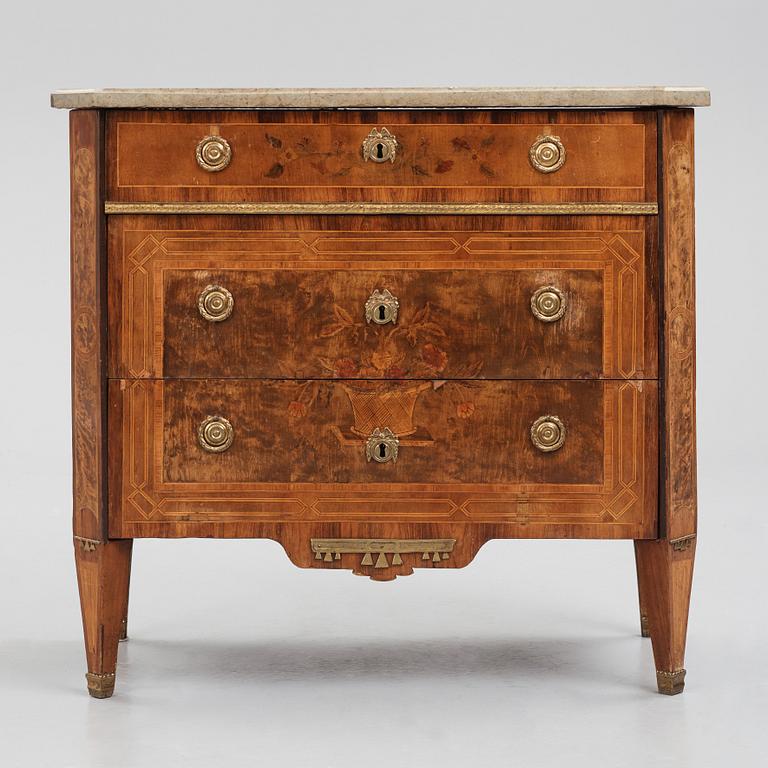 A Gustavian commode, attributed to C Lindborg (master 1781-1808).