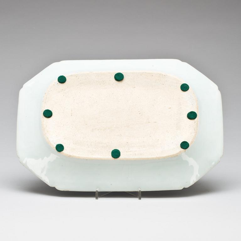 FAT, porslin, Kina, 17/1800-tal.