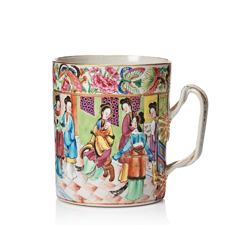 A Canton famille rose mug, Qing dynasty, 19th Century.
