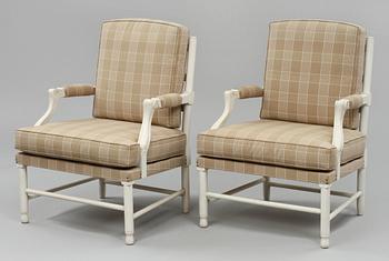 FÅTÖLJER, ett par, s k "Gripsholmsfåtölj", 1900-talets andra hälft.