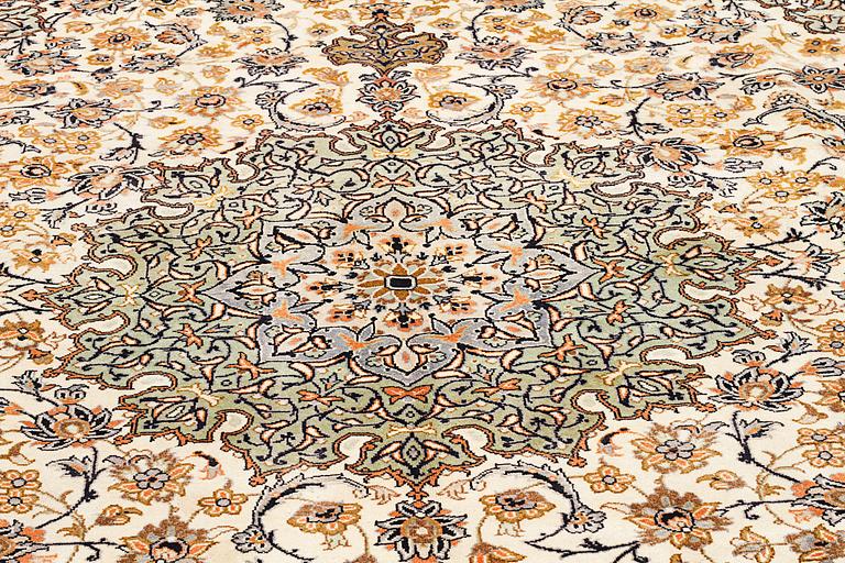 MATTA, Yazd, 410 x 282 cm.