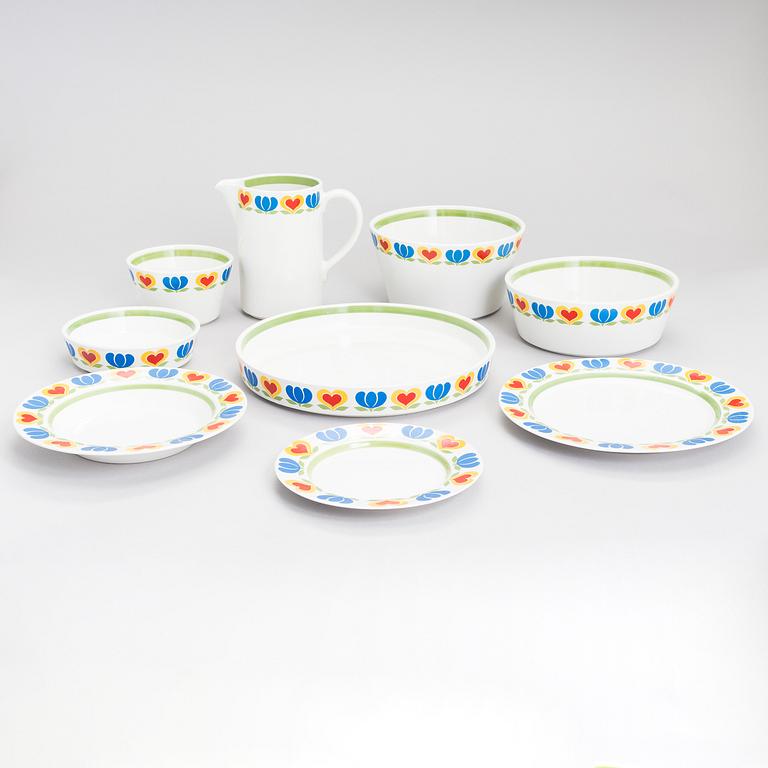 OLGA OSOL, A 1960'/70's 29 piece 'Könni' dinner set for Arabia Finland.