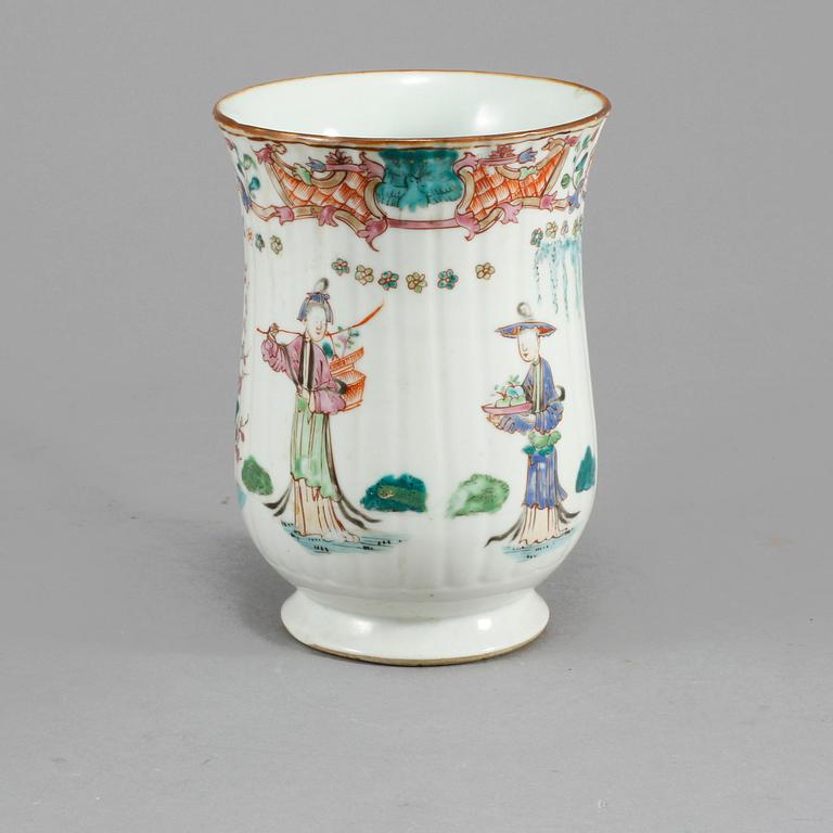 MUGG , porslin, Kina, 1700-tal.