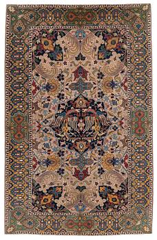 290. An antique Tabriz carpet, c. 271 x 175 cm.