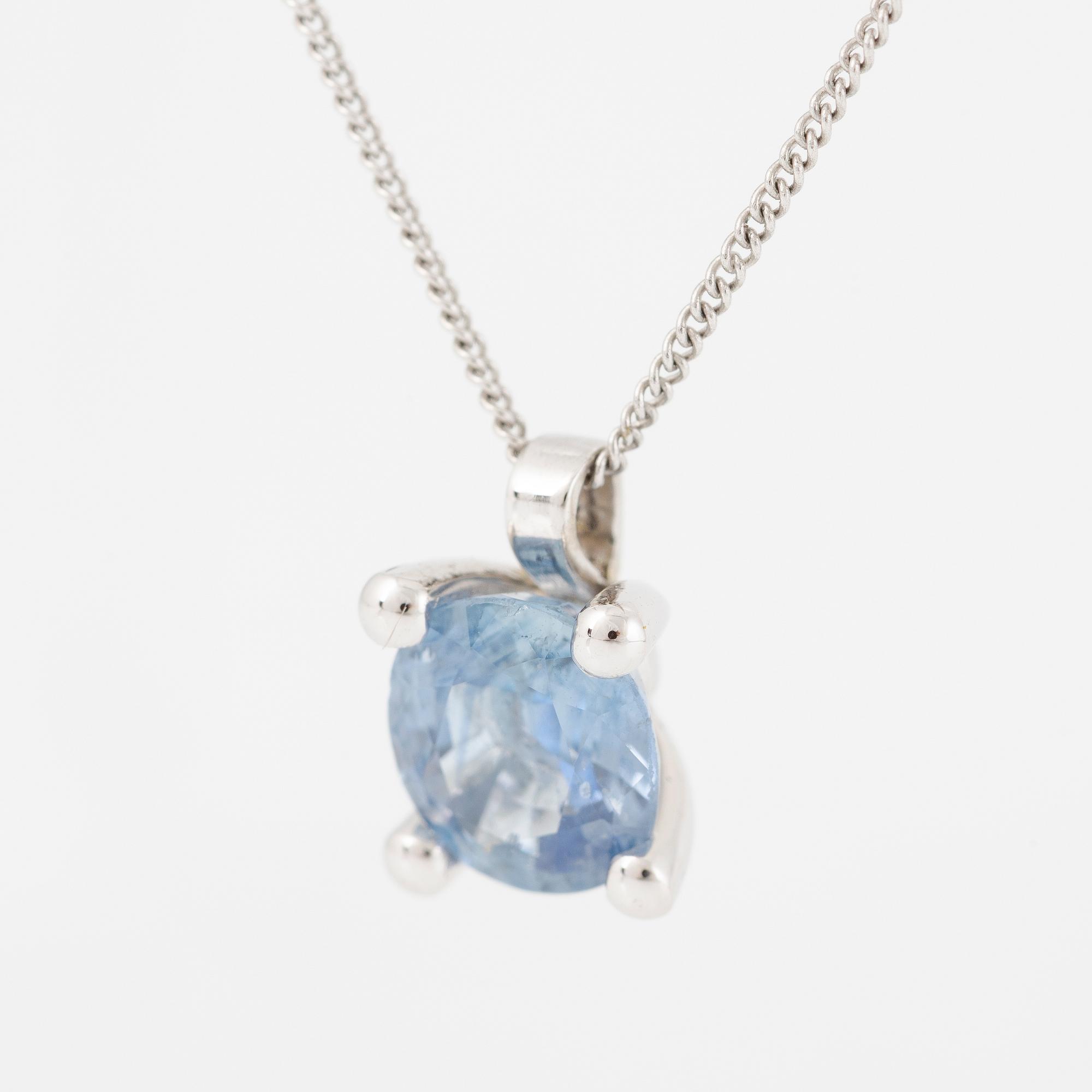 Collier 14K vitguld med safir.