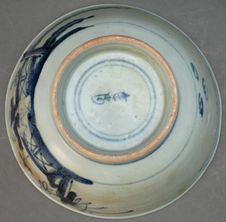 SKÅL, porslin, Kina, sannolikt Ming, 1500-tal.