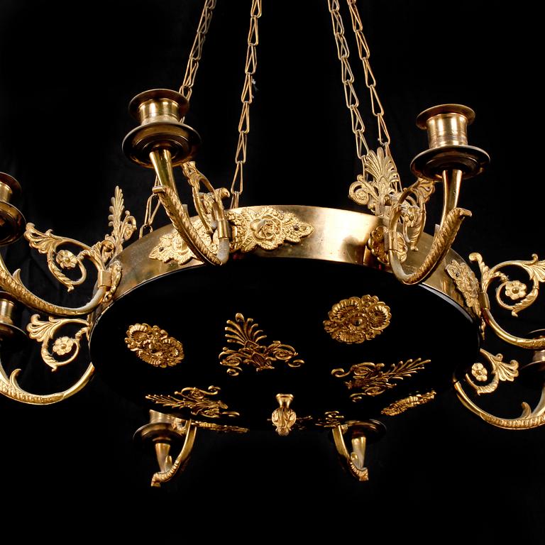 TAKAMPEL, empirestil, 1800-/1900-tal. Höjd 66 cm.