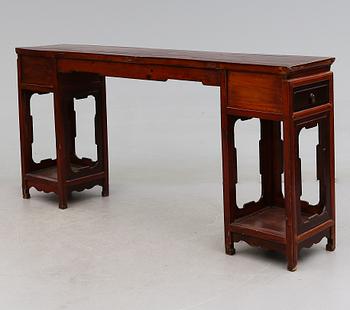 SIDEBOARD, Kina, 1900-talets först hälft.