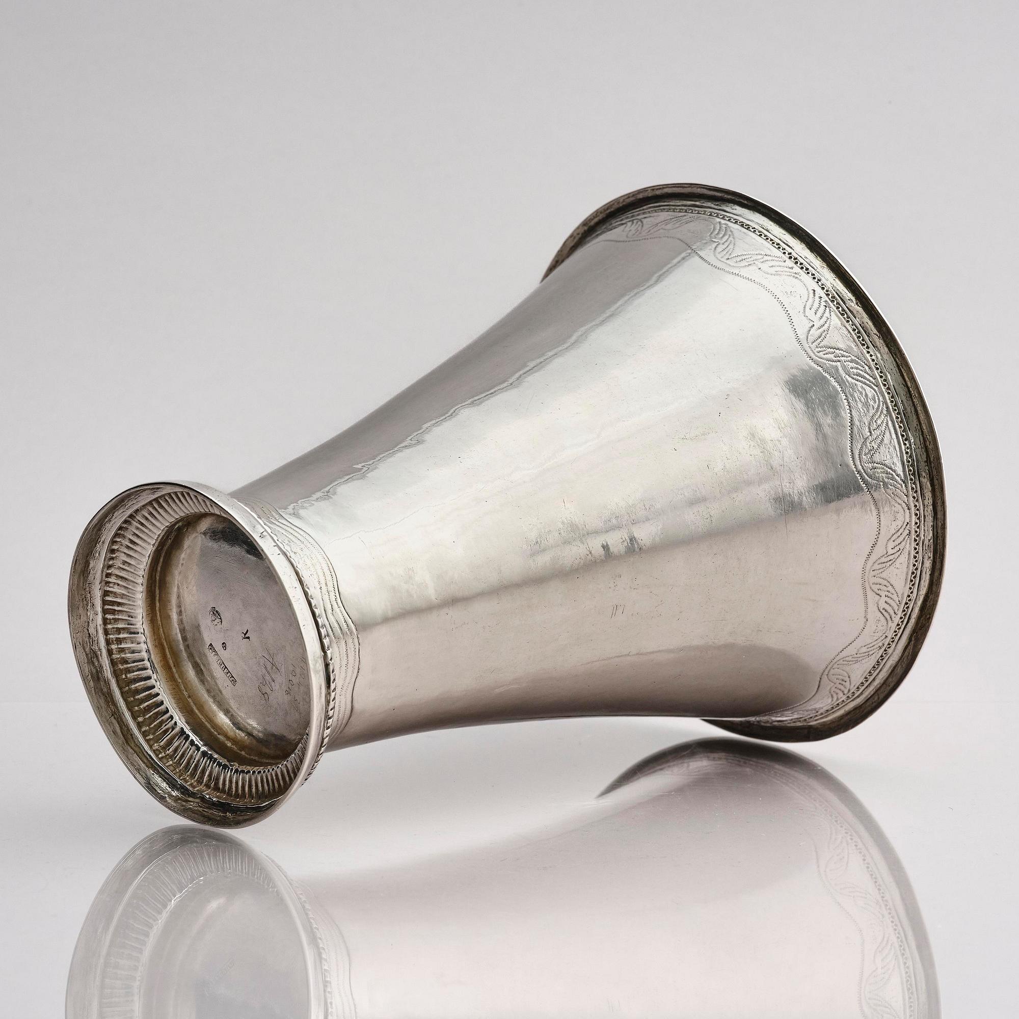 Petter Gillberg, a silver cup, Varberg 1775.