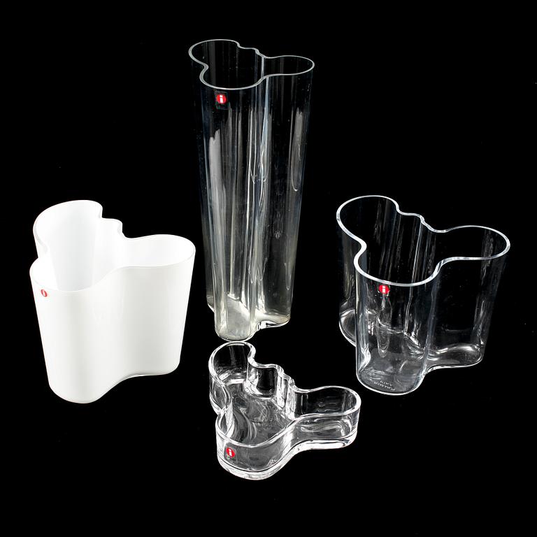 VASER, 3 st samt SKÅL, glas, Alvar Aalto, Iittala, 1900-talets slut/2000-tal.