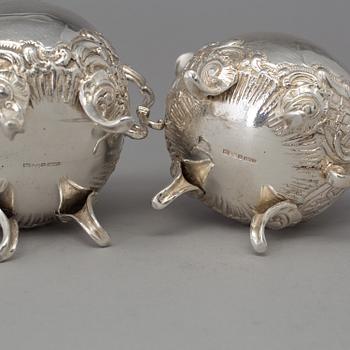 A Swedish Rococo style parcel-gilt silver coffee service from GEWE in Malmö. 1970´s. Weight ca 759 g.