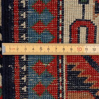 Matta, Kazak  ca 190 x 125 cm.