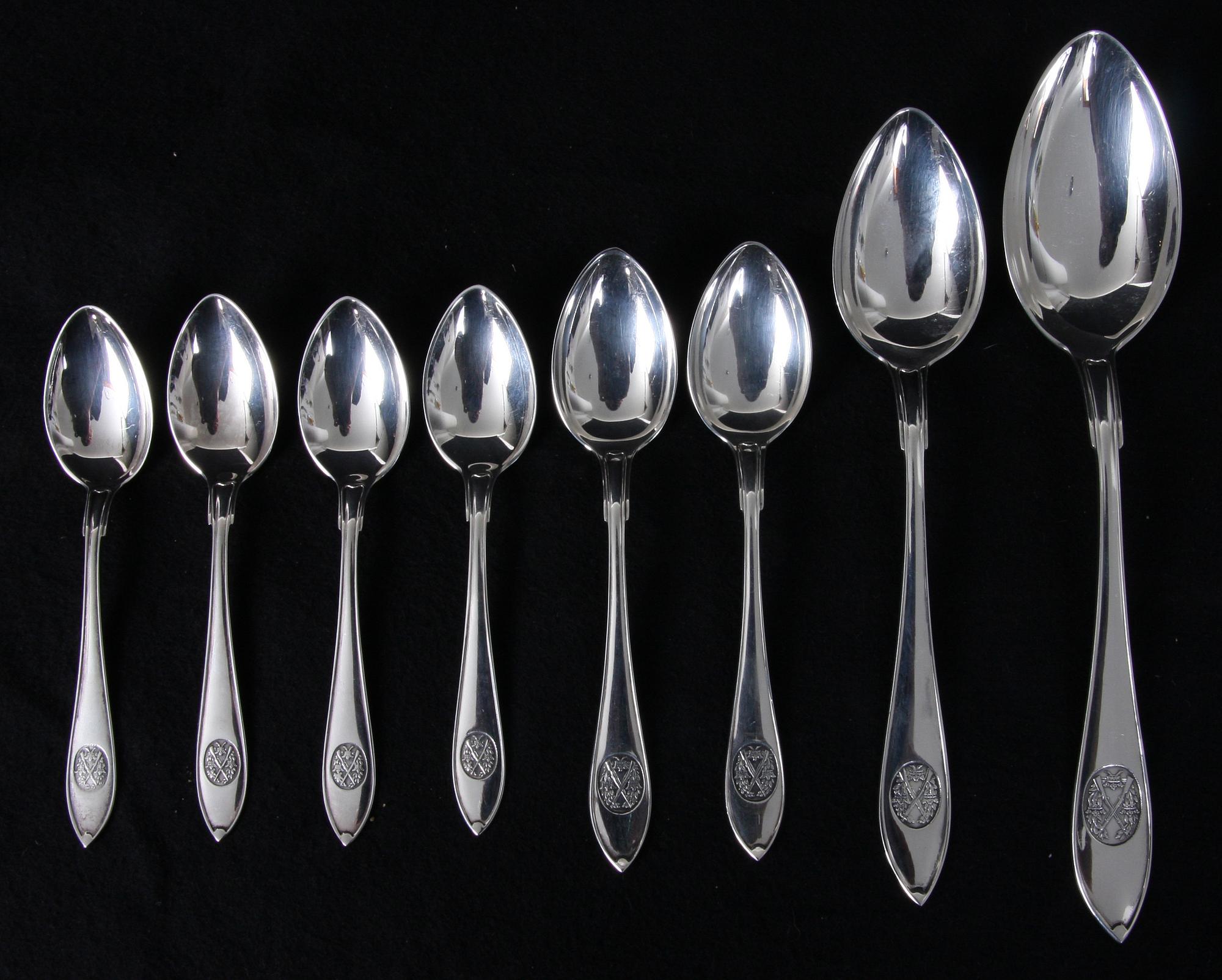 SKEDAR, 8 st, silver, "Svensk spetsig".
