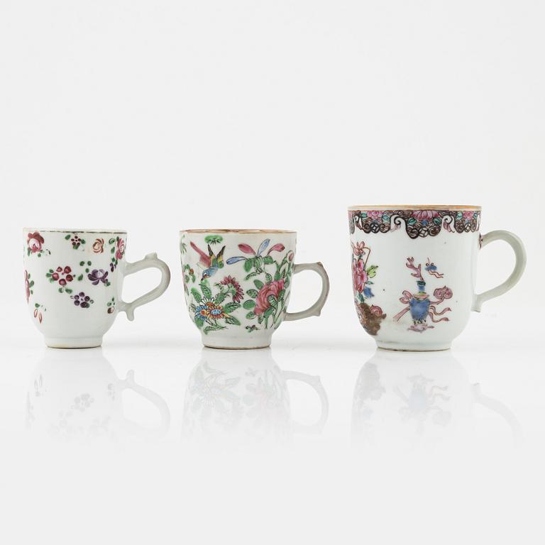 A group of thirteen porcelain pieces, China and Samson, France, 18th-20th Century.