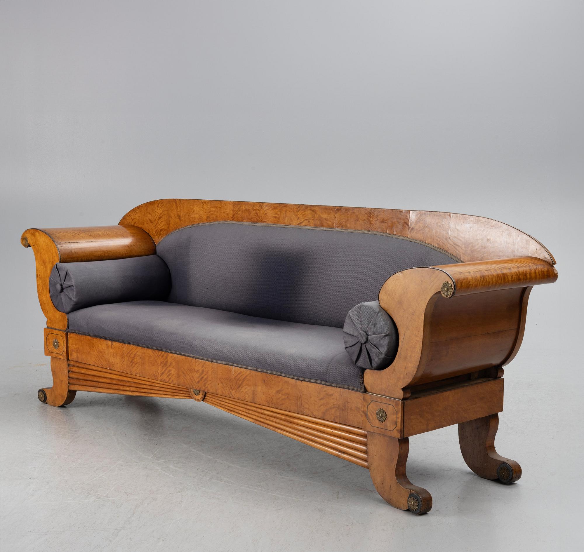 Empire, Sofa, Empire, first half of the 19th century.