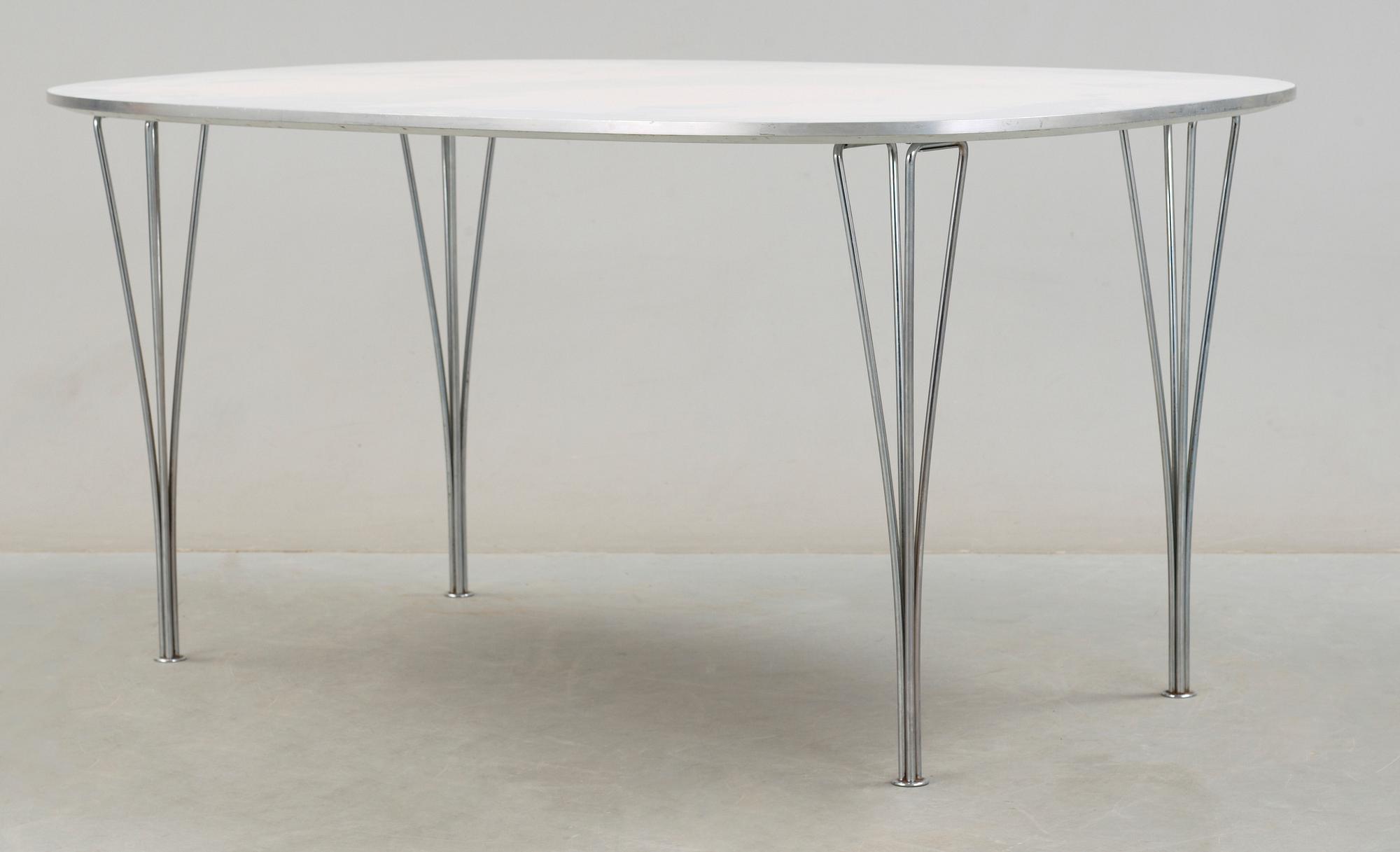 BORD, "Superellips", Bruno Mathsson och Piet Hein för Fritz Hansen.