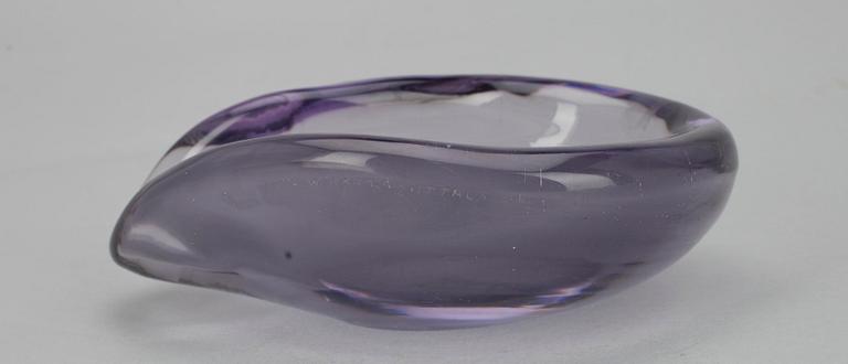 A BOWL.