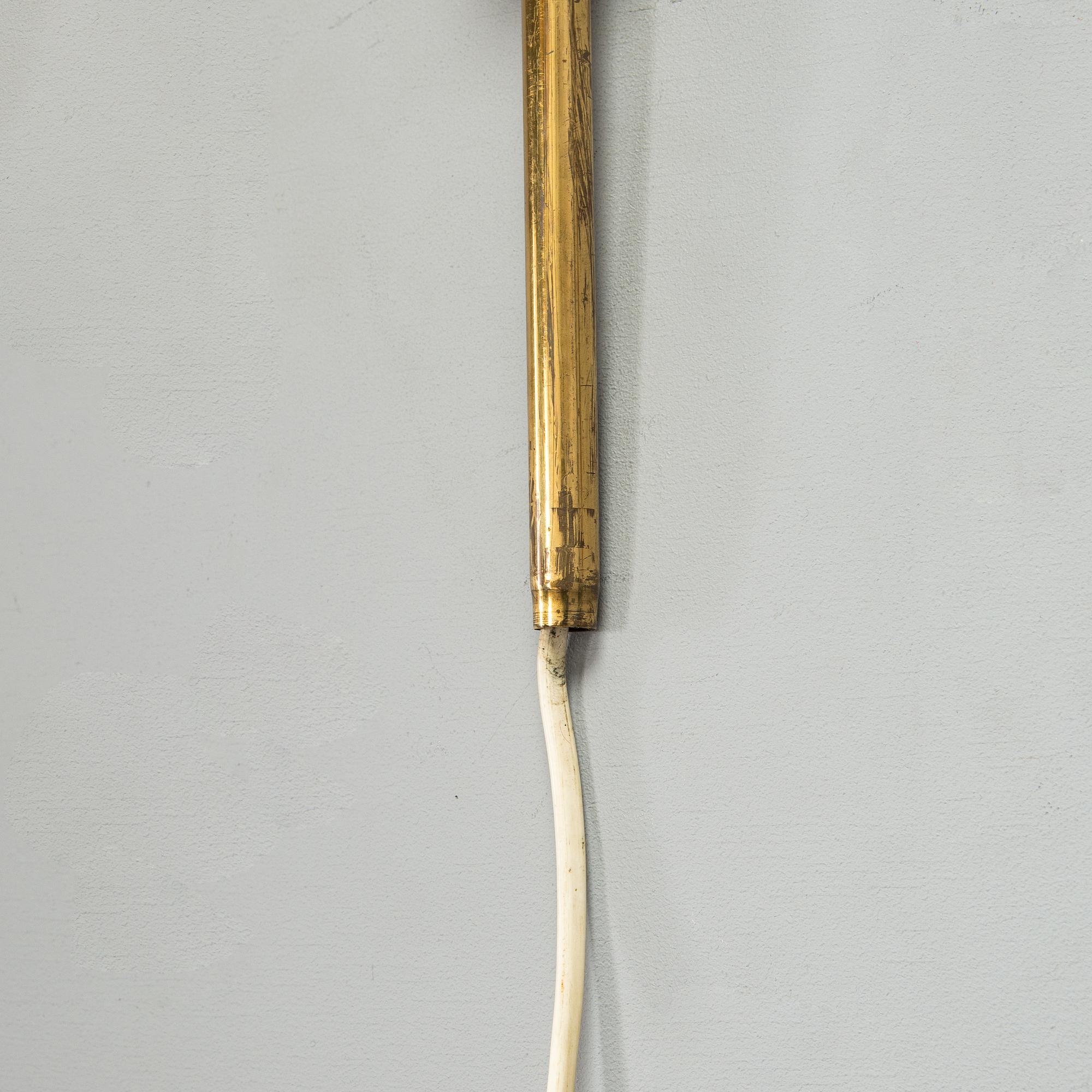 A 1950's wall light for Valinte.