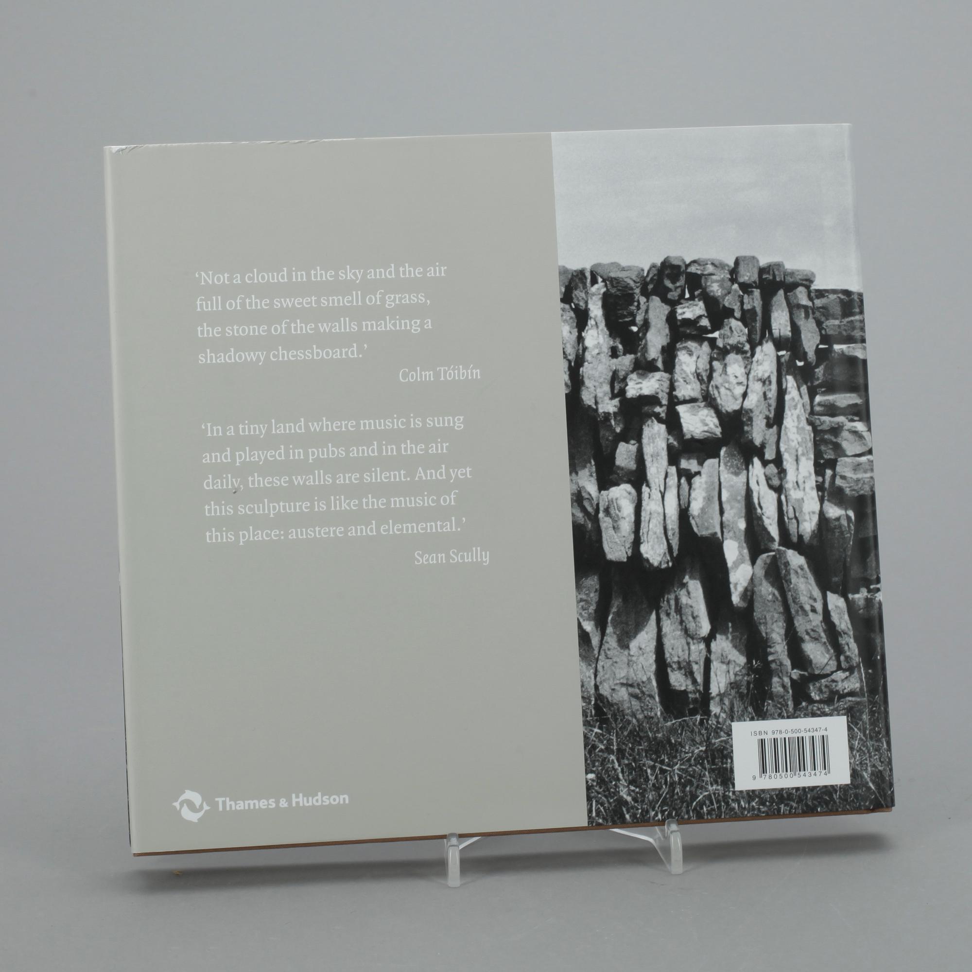 SEAN SCULLY, fotobok samt fotografi, C-Print, signerad och daterad -05, numrerad 29/100.