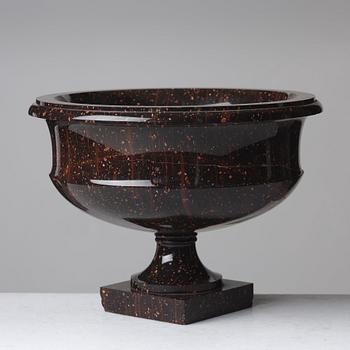 A late Gustavian porphyry bowl, circa 1800.