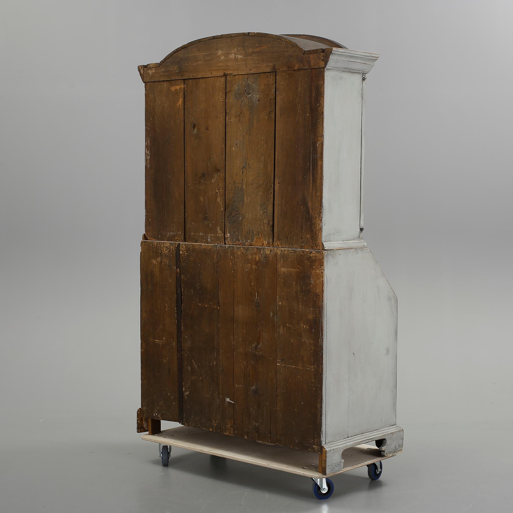 SKÅP, gustaviansk stil. 1800-tal.