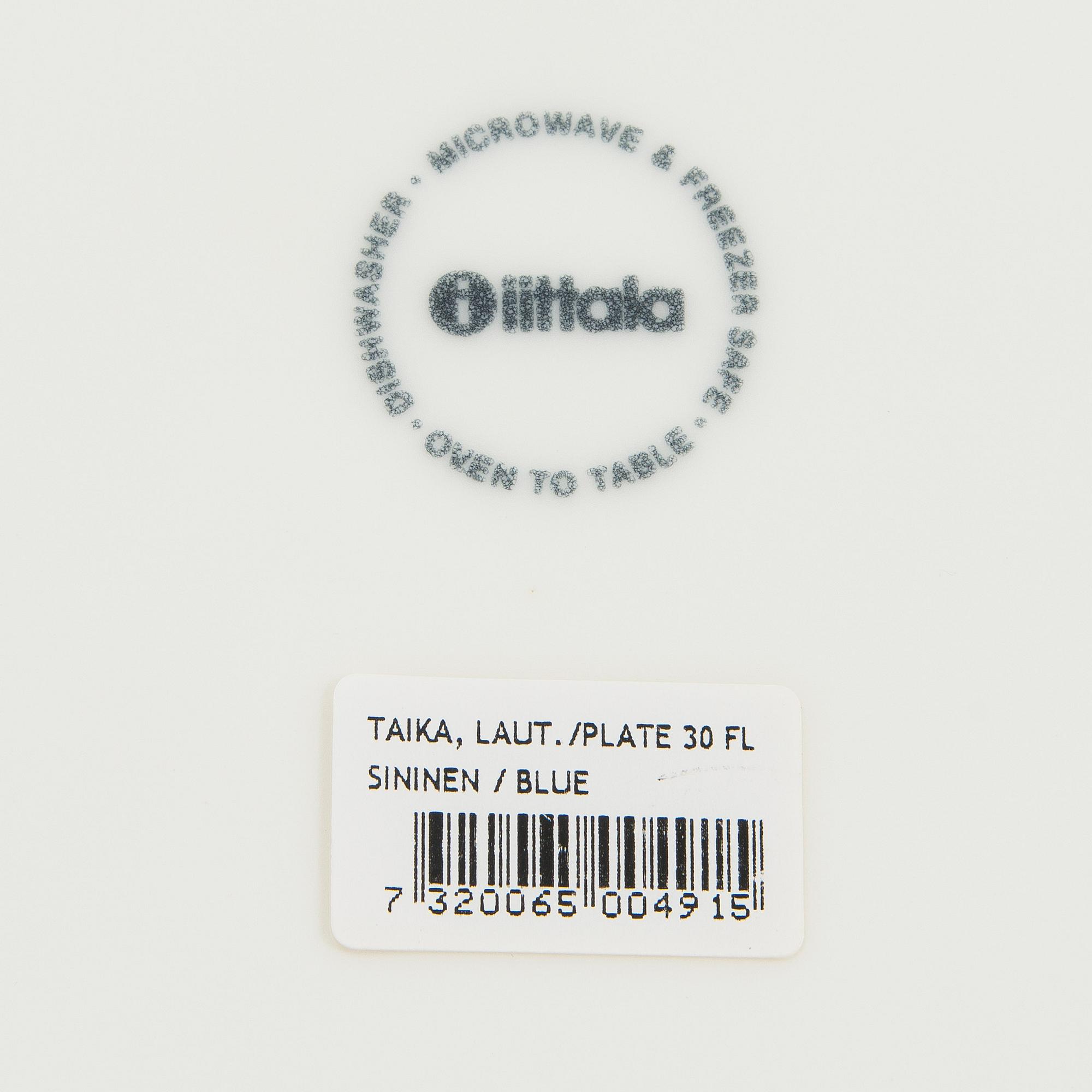Klaus Haapaniemi, astiasto, 32 osaa, posliinia, "Taika" Arabia 2000-luku.